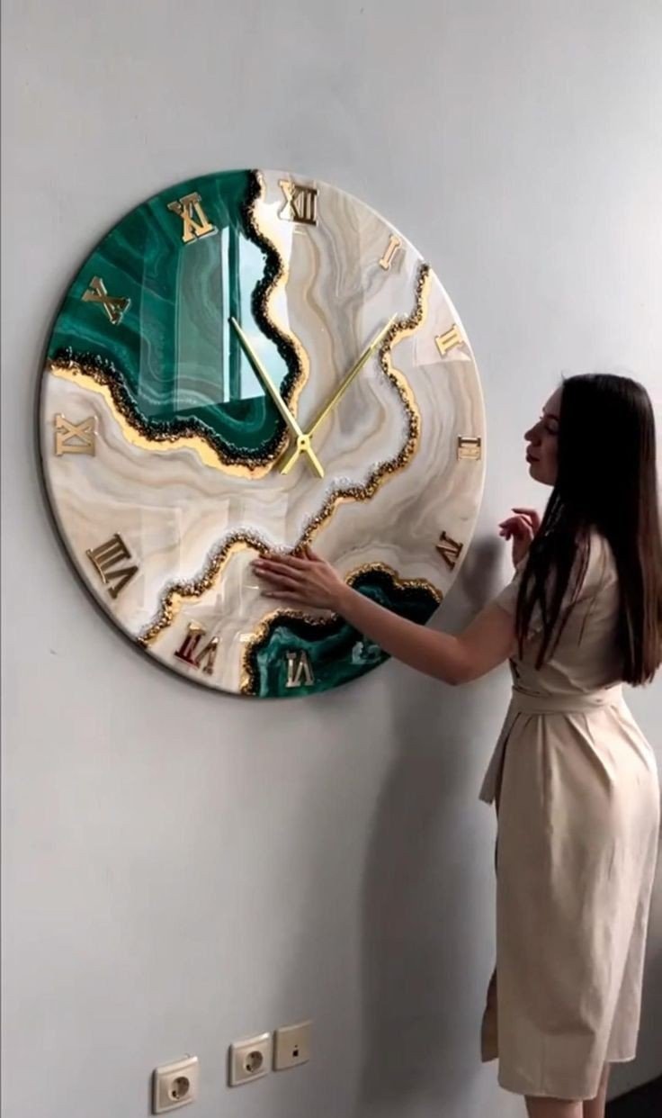 Green geode resin clock